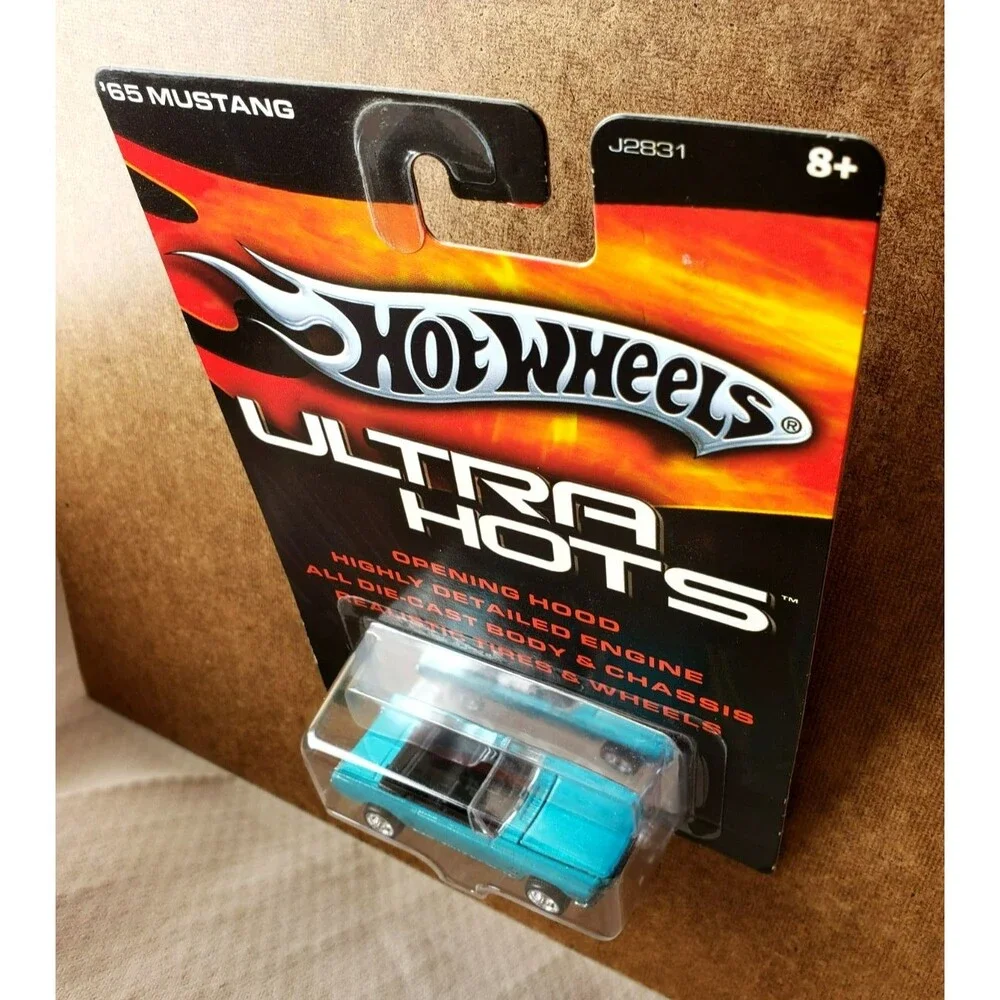 2006 Hot Wheels '65 MUSTANG FORD Teal ULTRA HOTS SERIES REAL RIDERS! 1:64 J2831